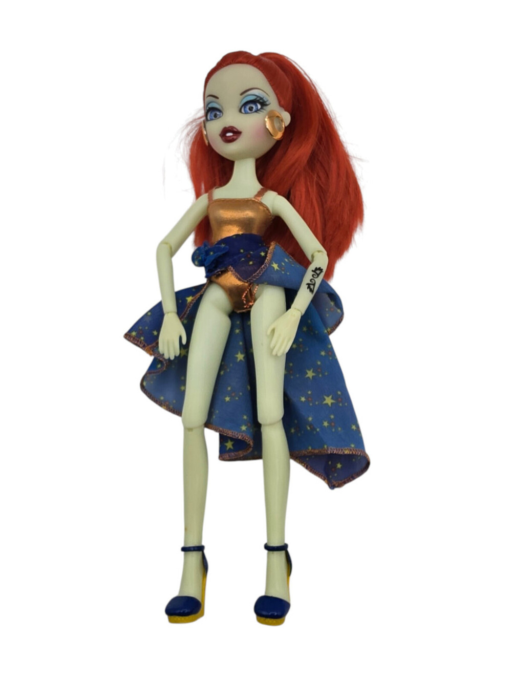 Bratzillaz Meygana Broomstix Midnight Beach Glow In The Dark Doll